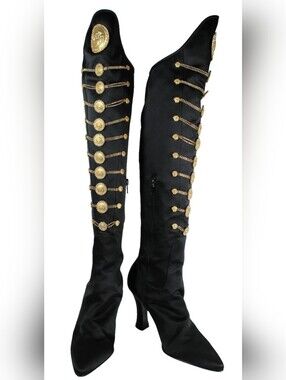 Vintage Gianni Versace Medusa 1993 Authentic Size 9
